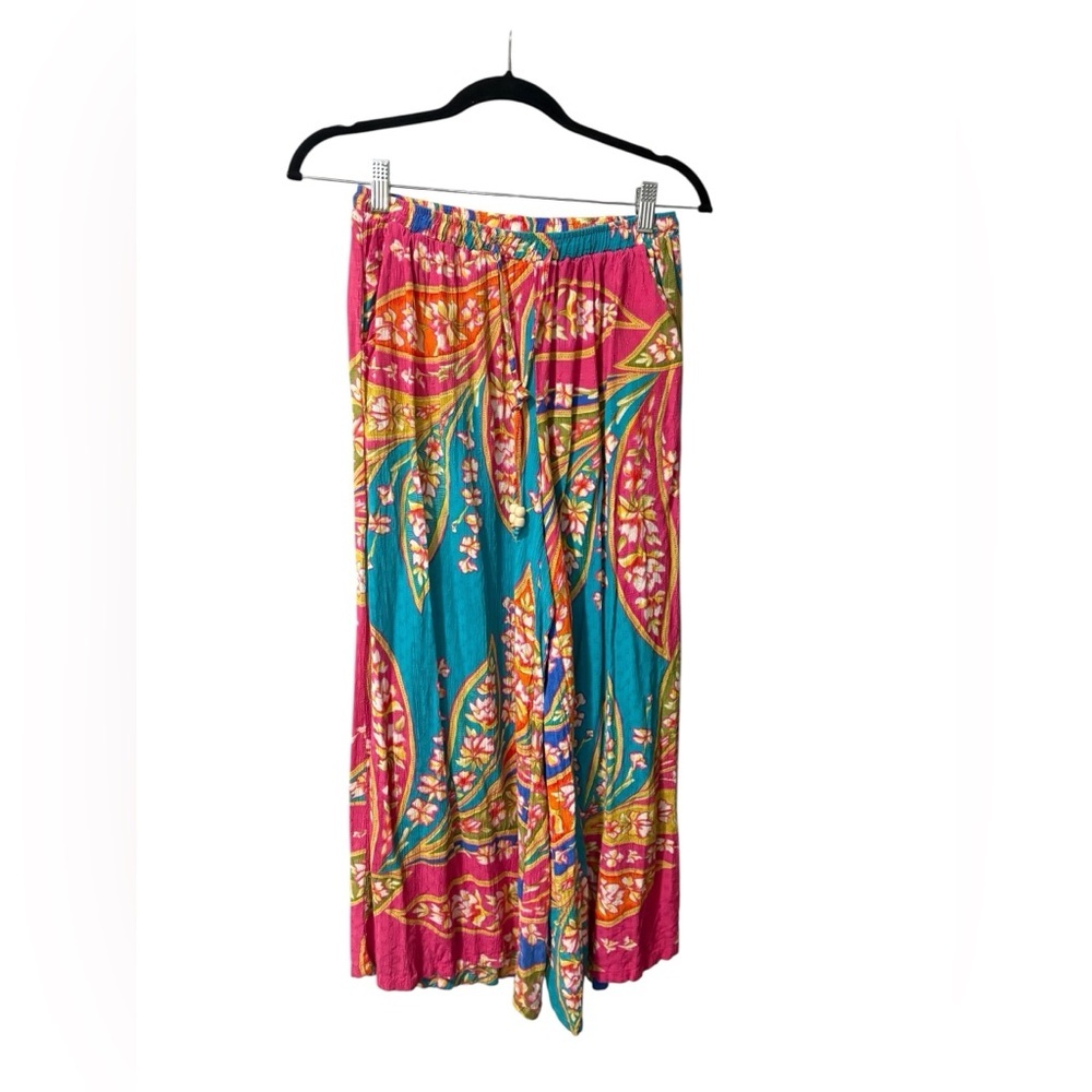 Haute Hippie Teal & Magenta Floral Pattern Cropped Pants